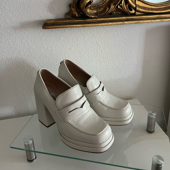 Steve Madden cream  platform heel loafer size 9 - Picture 1 of 10